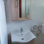 Sam΄s *